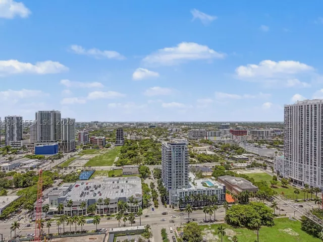 2-bedroom condo for sale in Miami - 488 NE 18th St 3101 - MondialRealty