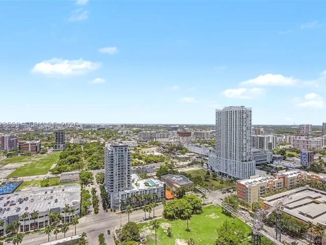 2-bedroom condo for sale in Miami - 488 NE 18th St 3101 - MondialRealty