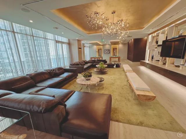 2-bedroom condo for sale in Miami - 488 NE 18th St 3101 - MondialRealty