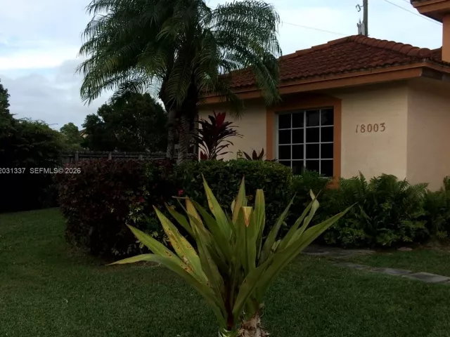 4-bedroom home for sale in Miami - 18003 SW 138th Ct - MondialRealty