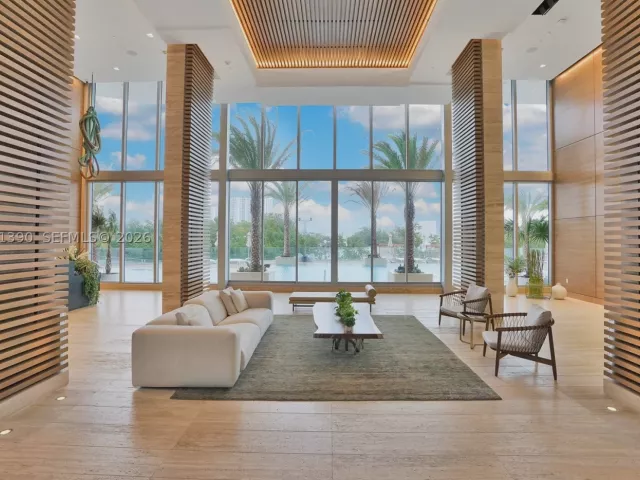 1-bedroom condo for rent in North Miami Beach - 16385 Biscayne Blvd 3120 - MondialRealty