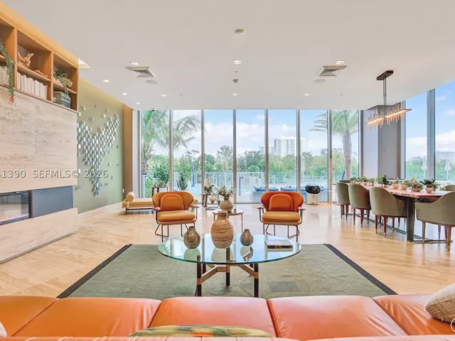 1-bedroom condo for rent in North Miami Beach - 16385 Biscayne Blvd 3120 - MondialRealty