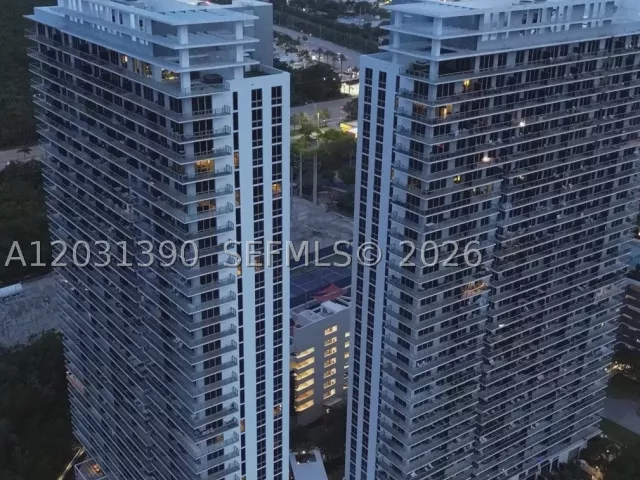 1-bedroom condo for rent in North Miami Beach - 16385 Biscayne Blvd 3120 - MondialRealty