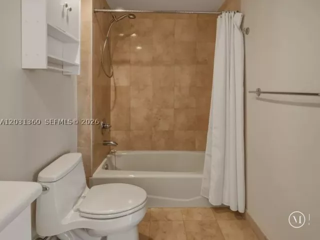 3-bedroom condo for rent in Hallandale Beach - 1800 S Ocean Dr 3101 - MondialRealty