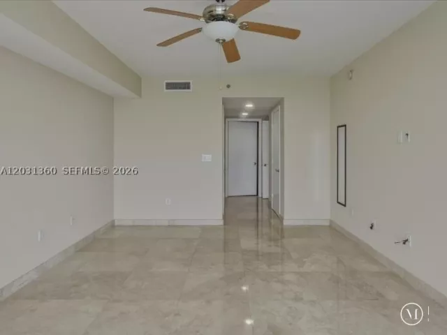 3-bedroom condo for rent in Hallandale Beach - 1800 S Ocean Dr 3101 - MondialRealty