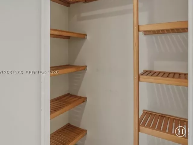 3-bedroom condo for rent in Hallandale Beach - 1800 S Ocean Dr 3101 - MondialRealty