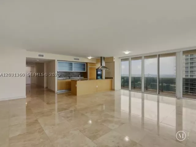 3-bedroom condo for rent in Hallandale Beach - 1800 S Ocean Dr 3101 - MondialRealty