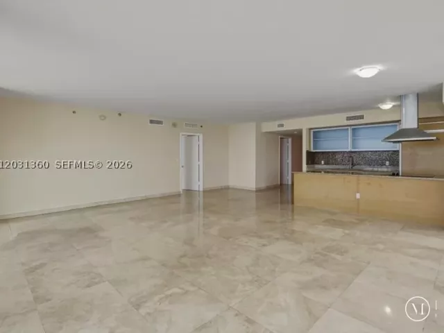 3-bedroom condo for rent in Hallandale Beach - 1800 S Ocean Dr 3101 - MondialRealty