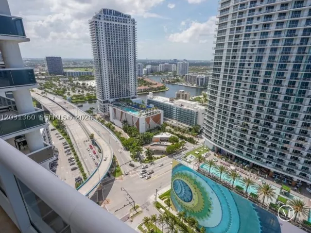 3-bedroom condo for rent in Hallandale Beach - 1800 S Ocean Dr 3101 - MondialRealty