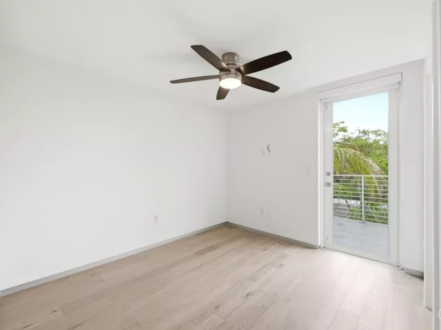 3-bedroom home for rent in Fort Lauderdale - 714 NE 14th Avenue 102 - MondialRealty