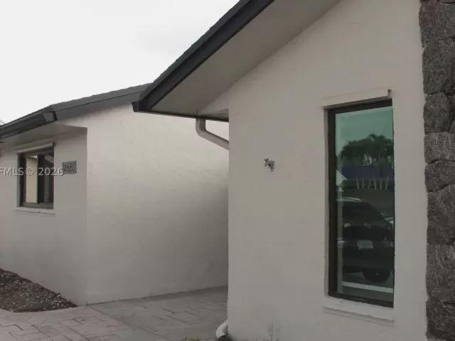 4-bedroom home for sale in Miami - 14680 SW 107th Ter - MondialRealty