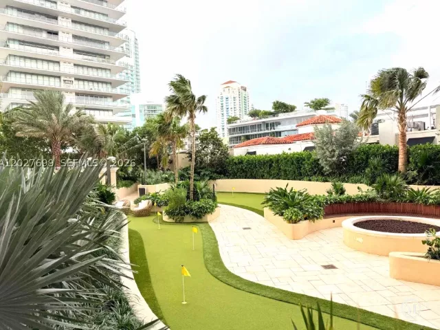 2-bedroom condo for sale in Miami Beach - 400 S Pointe Dr 2310 - MondialRealty