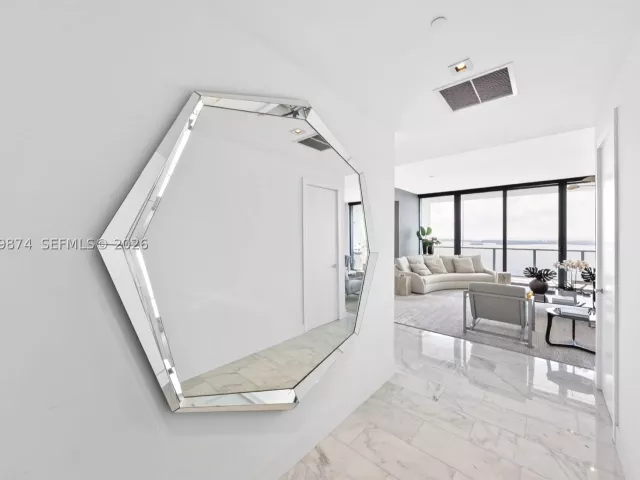 3-bedroom condo for sale in Miami - 1451 Brickell Ave 2901 - MondialRealty