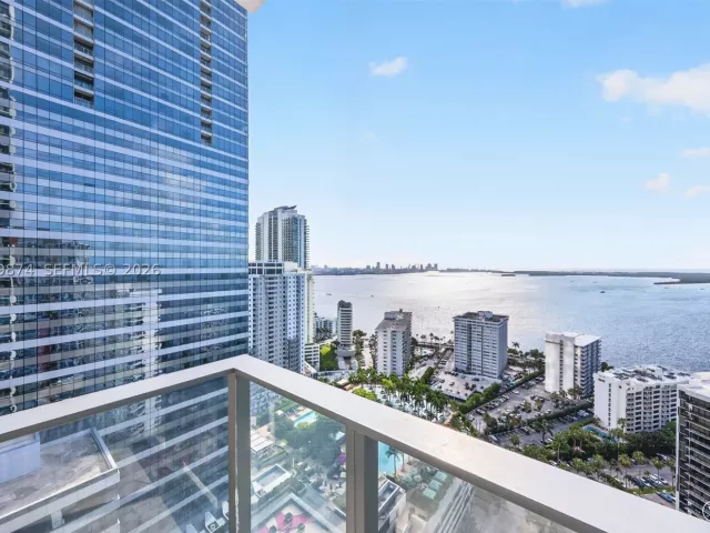 3-bedroom condo for sale in Miami - 1451 Brickell Ave 2901 - MondialRealty