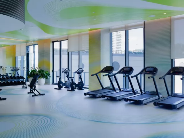 3-bedroom condo for sale in Miami - 501 NE 31st St 601 - MondialRealty