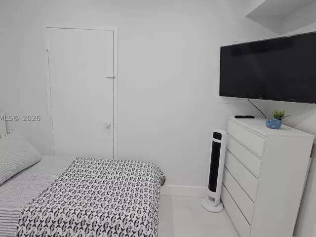 2-bedroom condo for rent in Hallandale Beach - 1950 S Ocean Dr 3D - MondialRealty