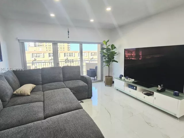 2-bedroom condo for rent in Hallandale Beach - 1950 S Ocean Dr 3D - MondialRealty