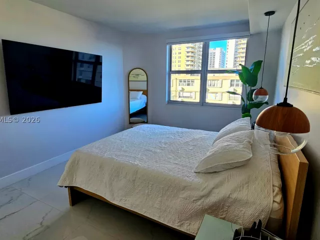 2-bedroom condo for rent in Hallandale Beach - 1950 S Ocean Dr 3D - MondialRealty