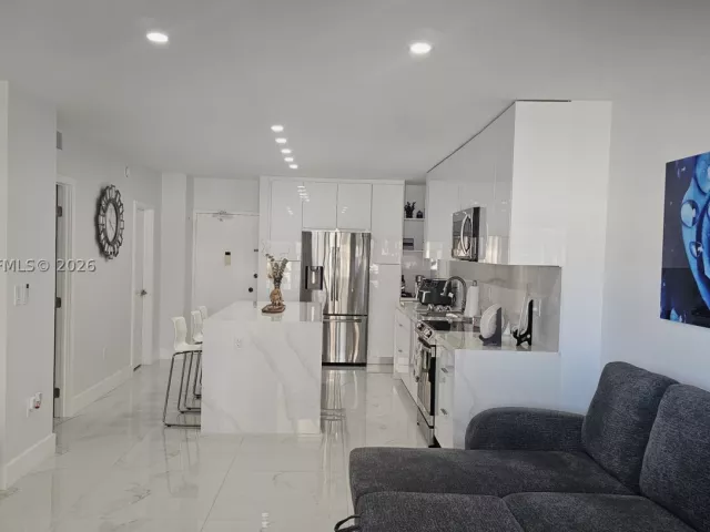 2-bedroom condo for rent in Hallandale Beach - 1950 S Ocean Dr 3D - MondialRealty