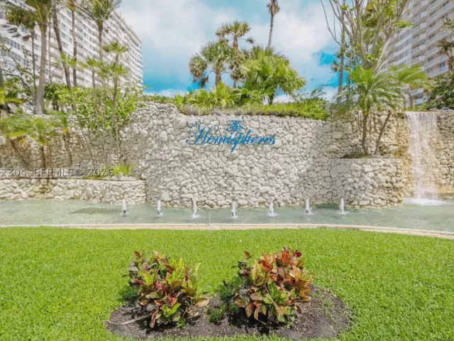 2-bedroom condo for rent in Hallandale Beach - 1950 S Ocean Dr 3D - MondialRealty