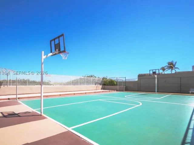 2-bedroom condo for rent in Hallandale Beach - 1950 S Ocean Dr 3D - MondialRealty