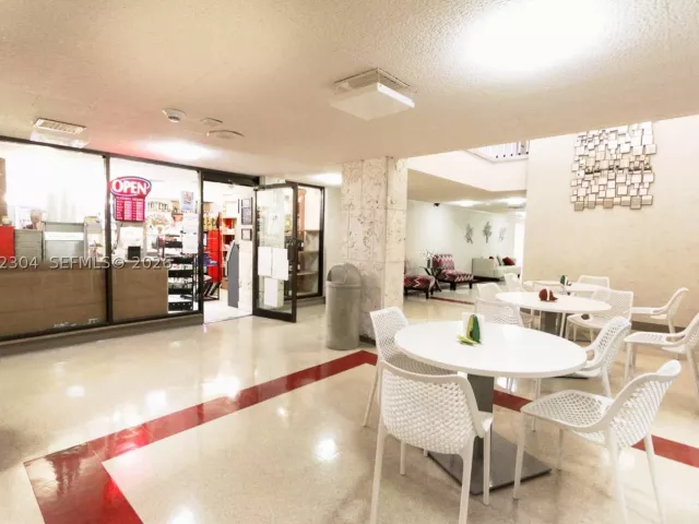 2-bedroom condo for rent in Hallandale Beach - 1950 S Ocean Dr 3D - MondialRealty