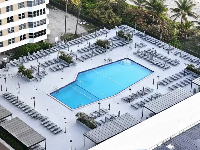 2-bedroom condo for rent in Hallandale Beach - 1950 S Ocean Dr 3D - MondialRealty