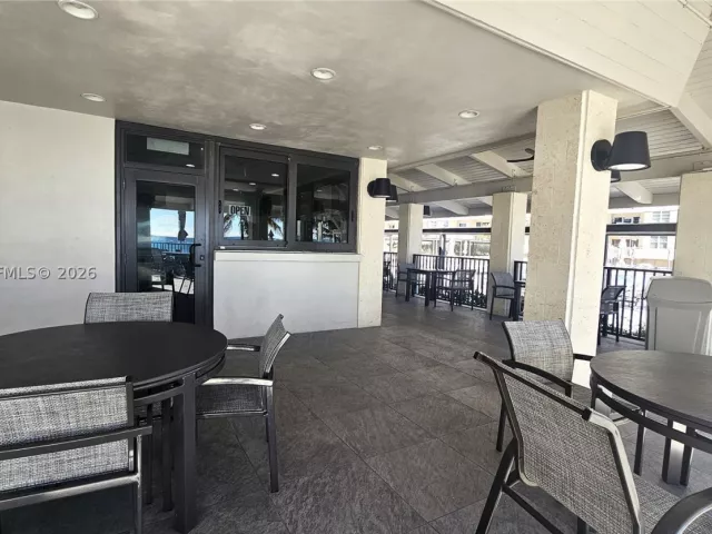 2-bedroom condo for rent in Hallandale Beach - 1950 S Ocean Dr 3D - MondialRealty
