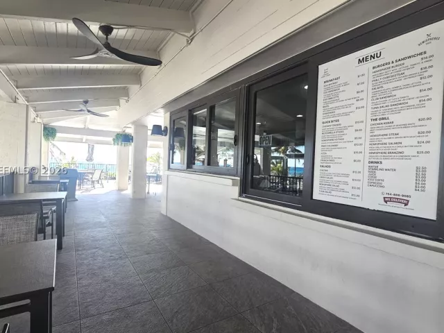 2-bedroom condo for rent in Hallandale Beach - 1950 S Ocean Dr 3D - MondialRealty