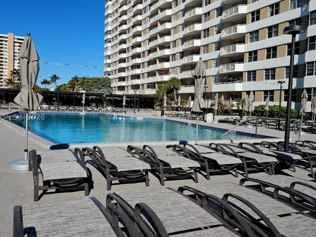 2-bedroom condo for rent in Hallandale Beach - 1950 S Ocean Dr 3D - MondialRealty