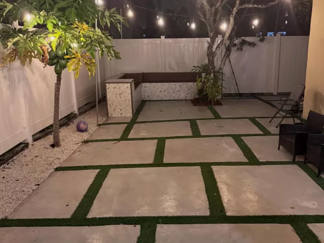 3-bedroom home for sale in Pembroke Pines - 11747 NW 12th Street - MondialRealty