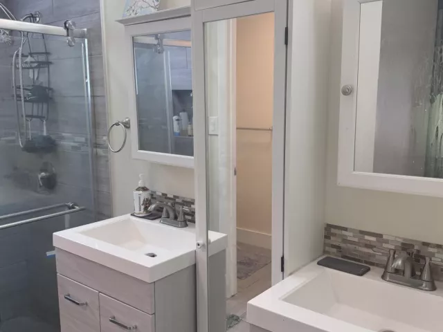 3-bedroom home for sale in Pembroke Pines - 11747 NW 12th Street - MondialRealty