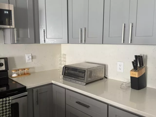 3-bedroom home for sale in Pembroke Pines - 11747 NW 12th Street - MondialRealty