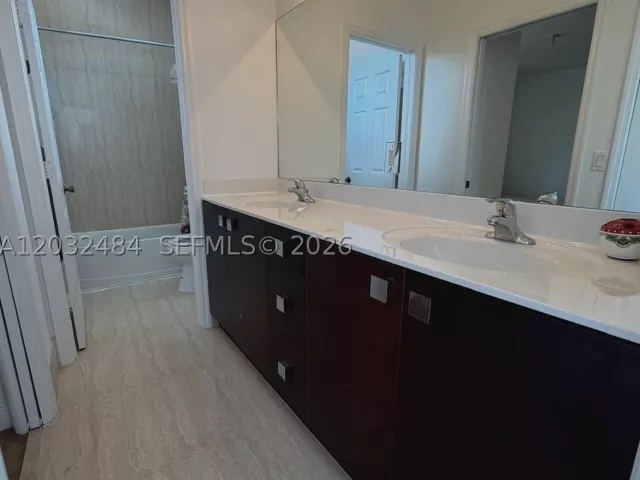 4-bedroom home for sale in Miami - 9924 NW 10th Ter - MondialRealty