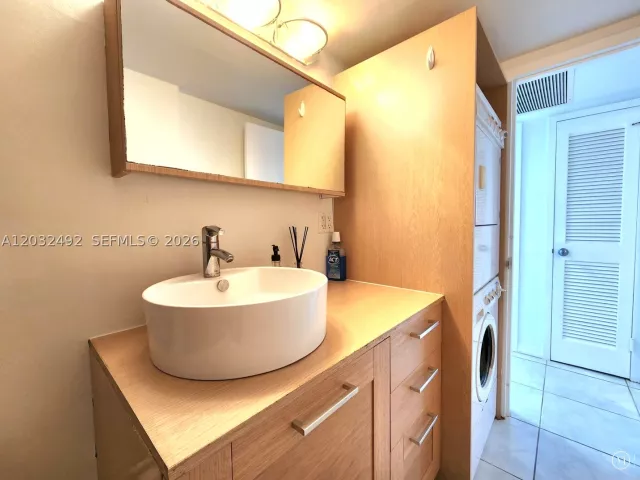 2-bedroom condo for rent in Hallandale Beach - 2030 S Ocean Dr 2026 - MondialRealty