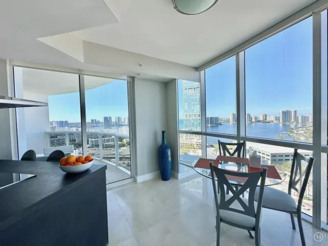 2-bedroom condo for rent in Sunny Isles Beach - 18201 Collins Avenue 1901 - MondialRealty
