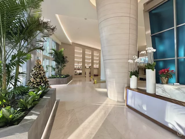 2-bedroom condo for rent in Sunny Isles Beach - 18201 Collins Avenue 1901 - MondialRealty