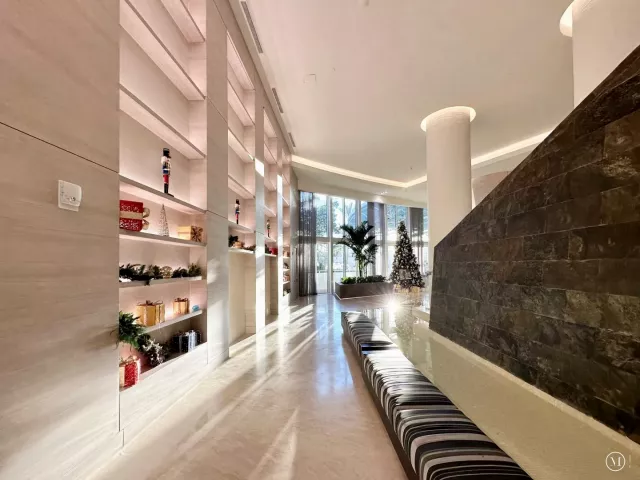 2-bedroom condo for rent in Sunny Isles Beach - 18201 Collins Avenue 1901 - MondialRealty