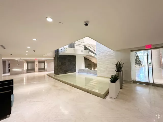 2-bedroom condo for rent in Sunny Isles Beach - 18201 Collins Avenue 1901 - MondialRealty