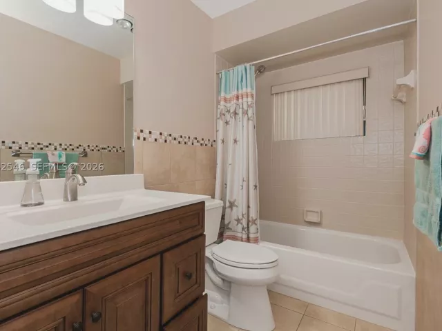 2-bedroom home for sale in Boca Raton - 7905 Cloverfield Cir - MondialRealty