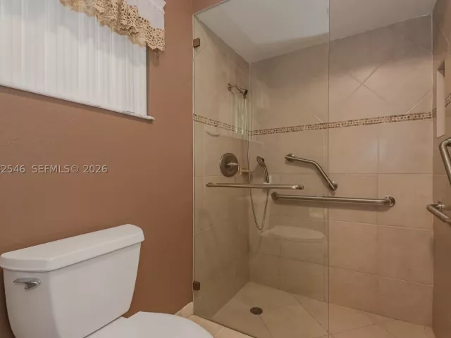 2-bedroom home for sale in Boca Raton - 7905 Cloverfield Cir - MondialRealty