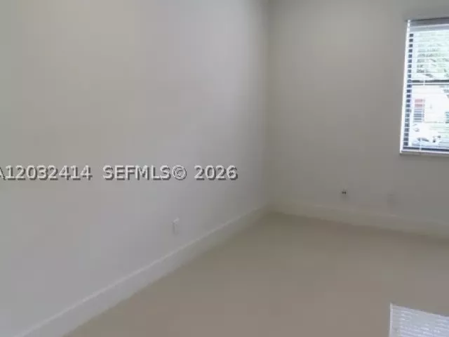 2-bedroom home for rent in Miami - 11543 SW 109th Rd 24B - MondialRealty