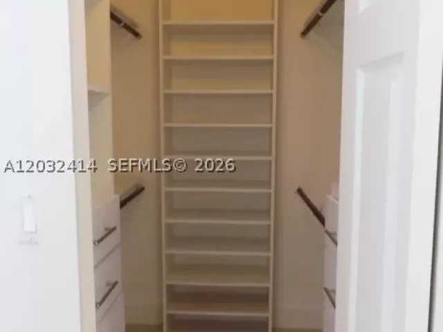 2-bedroom home for rent in Miami - 11543 SW 109th Rd 24B - MondialRealty