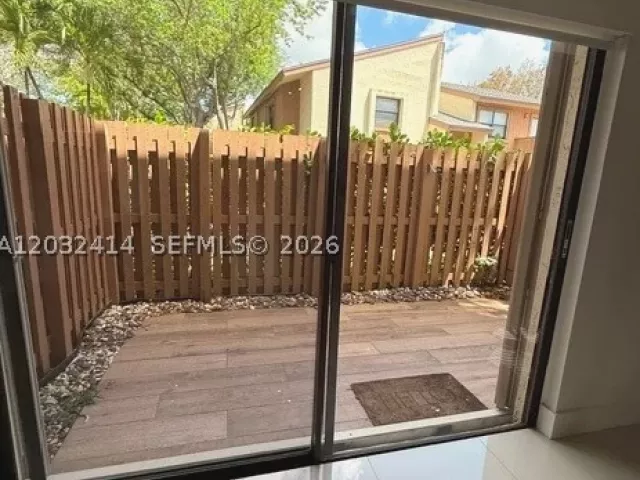 2-bedroom home for rent in Miami - 11543 SW 109th Rd 24B - MondialRealty