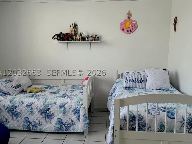 3-bedroom condo for rent in Sunny Isles Beach - 290 174th St M19 - MondialRealty