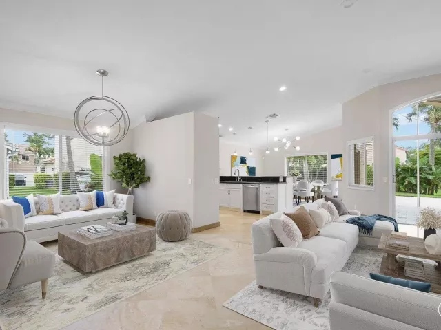 3-bedroom home for sale in Deerfield Beach - 660 NW 45th Avenue - MondialRealty