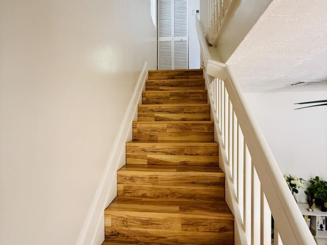 3-bedroom home for sale in Cooper City - 3975 Fern Forest Road - MondialRealty