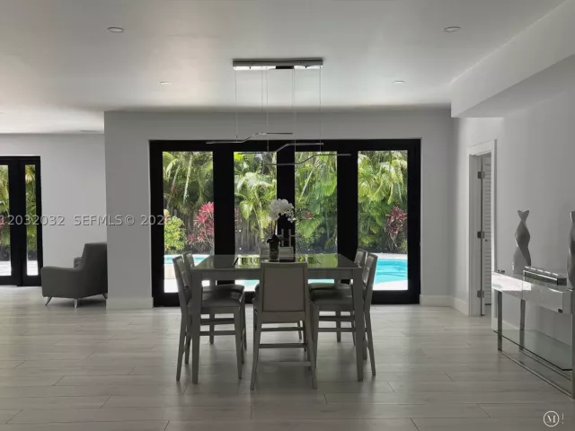 5-bedroom home for rent in Coral Gables - 6220 SW 144th St - MondialRealty