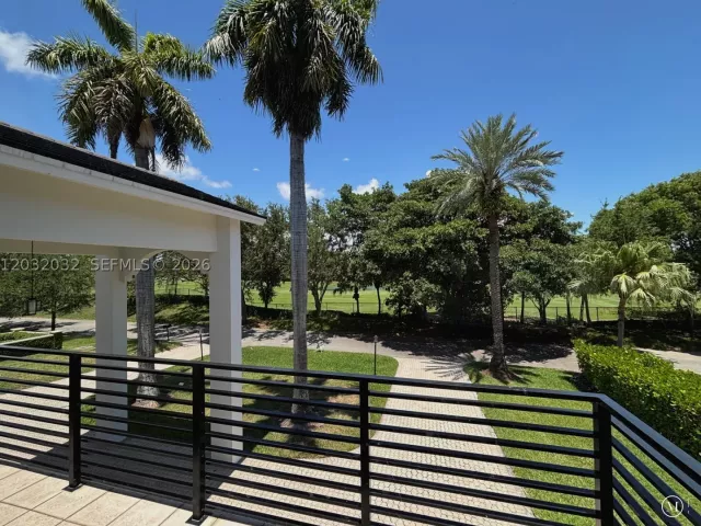 5-bedroom home for rent in Coral Gables - 6220 SW 144th St - MondialRealty