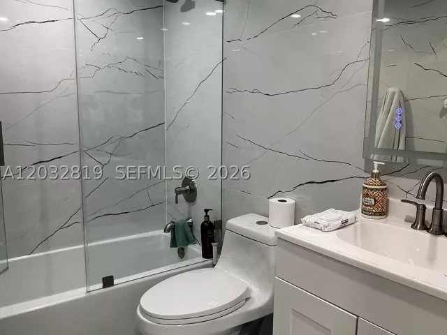 3-bedroom home for sale in Miami - 14356 SW 96th Ter - MondialRealty